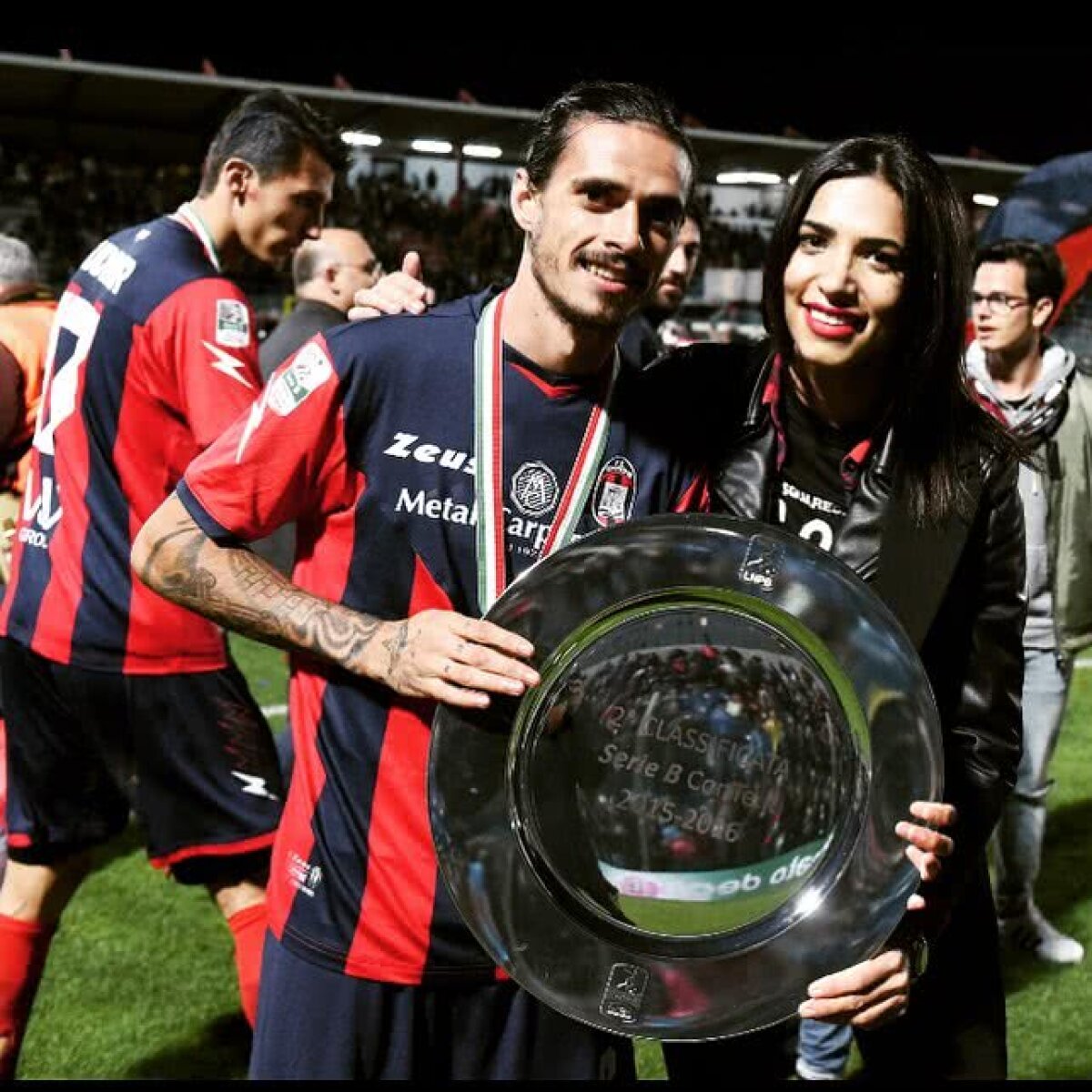 GALERIE FOTO Pentru ea a venit Adrian Stoian la FCSB » Cine e iubita noului mijlocaș stelist