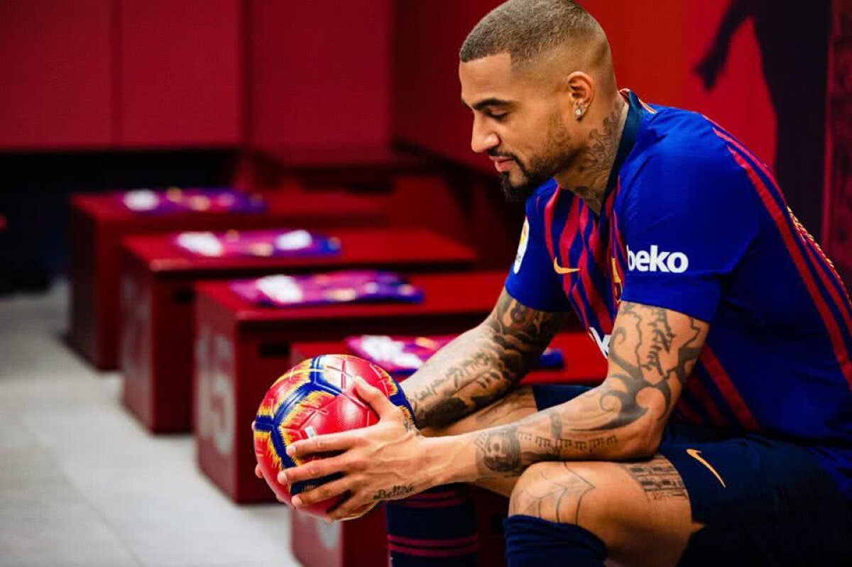 VIDEO+FOTO Kevin Prince Boateng a fost prezentat la Barcelona: „I-am spus agentului meu că vin aici pe jos”