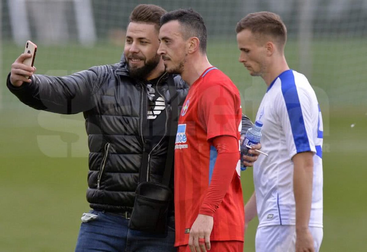 FCSB - DINAMO KIEV 1-1 // VIDEO + FOTO Primele minute, primul gol, primele aplauze » Ioan Hora a fost imediat felicitat de fani după golul cu Dinamo Kiev