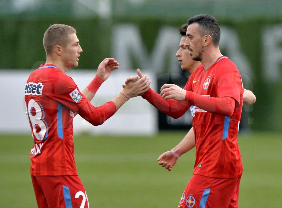 FCSB - DINAMO KIEV 1-1 // VIDEO + FOTO Primele minute, primul gol, primele aplauze » Ioan Hora a fost imediat felicitat de fani după golul cu Dinamo Kiev