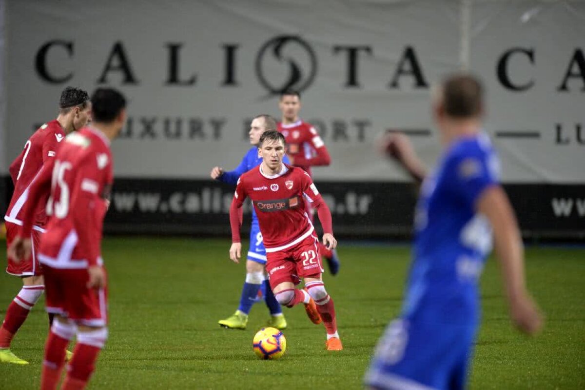 DINAMO - DINAMO MOSCOVA 0-2 // VIDEO 5 detalii de la fața locului + Cum au jucat noile achiziții în meciul pierdut de „câini”