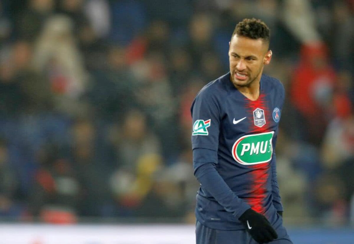 ACCIDENTARE NEYMAR // FOTO Alarmă la PSG: Neymar a părăsit terenul în lacrimi! Sezonul e în pericol după o accidentare gravă