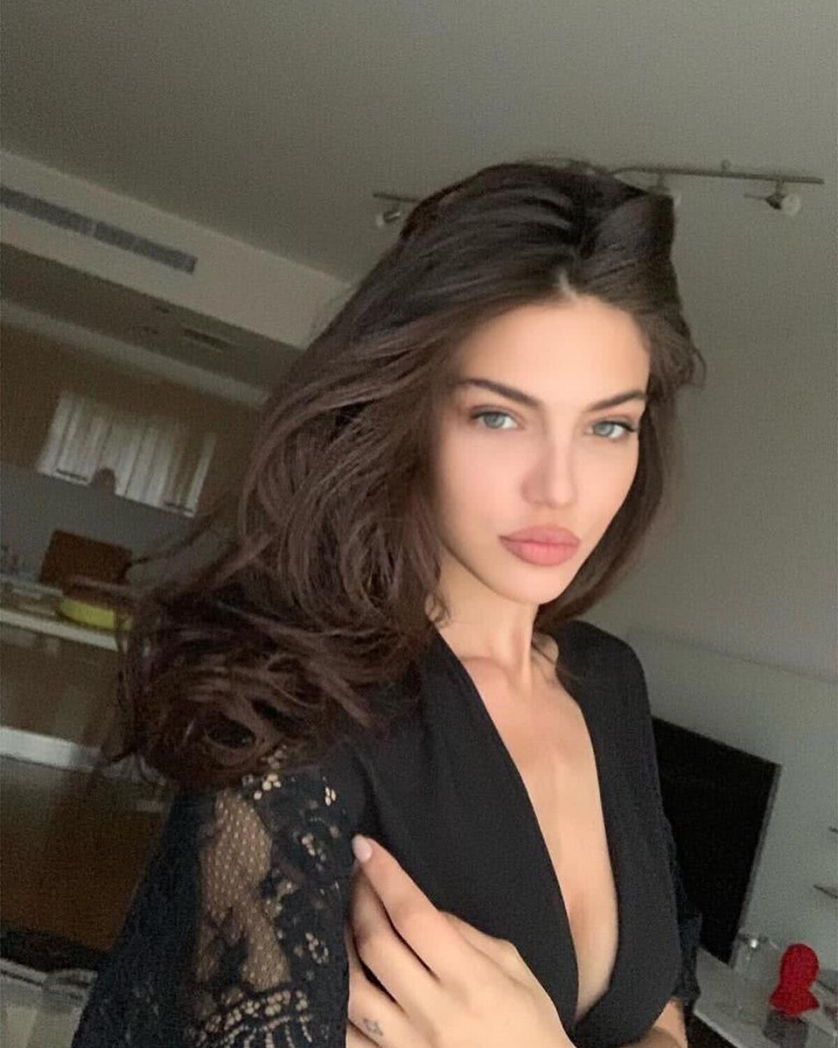 FOTO WOOOW! Fiul lui Pițurcă se însoară cu ”Angelina Jolie de România”: cine e tânăra care a dat lovitura și în Italia