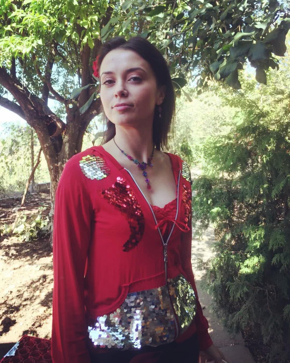 FOTO Gianina din Las Fierbinți arată tot: a pozat fără sutien și a postat imaginea pe internet!