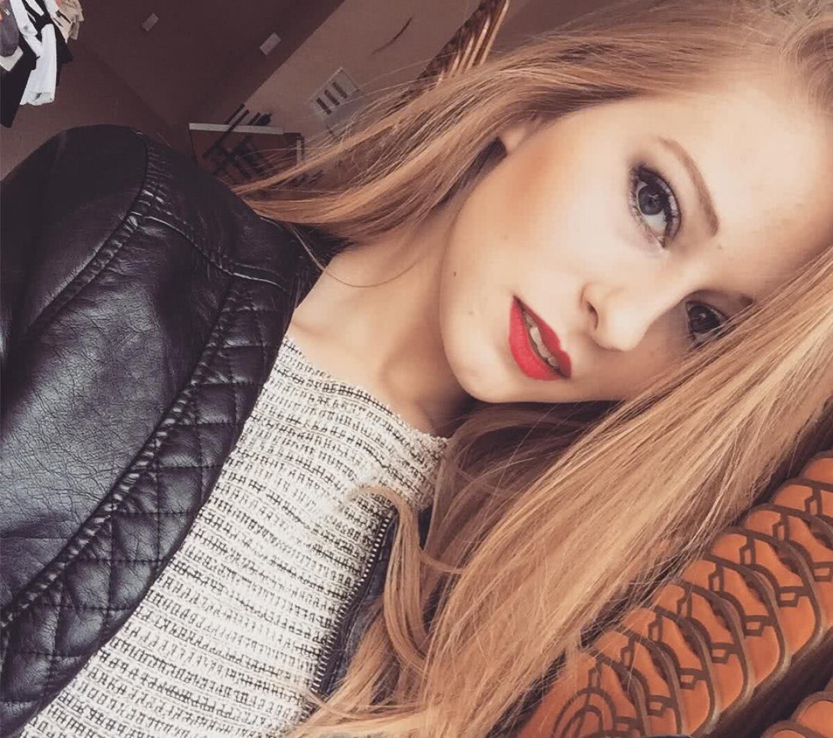 GALERIE FOTO Daya topește gheața » Ea e vedeta ce pozează senzațional și "incendiază" rețelele de socializare cu cele mai fierbinți fotografii! 