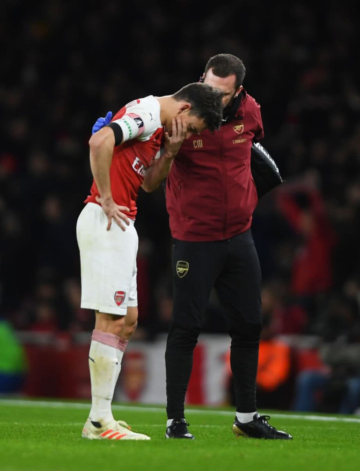 ARSENAL - MAN. UNITED 1-3 // Fractură de maxilar pentru căpitanul „tunarilor”? Lovitură grea primită de Unai Emery