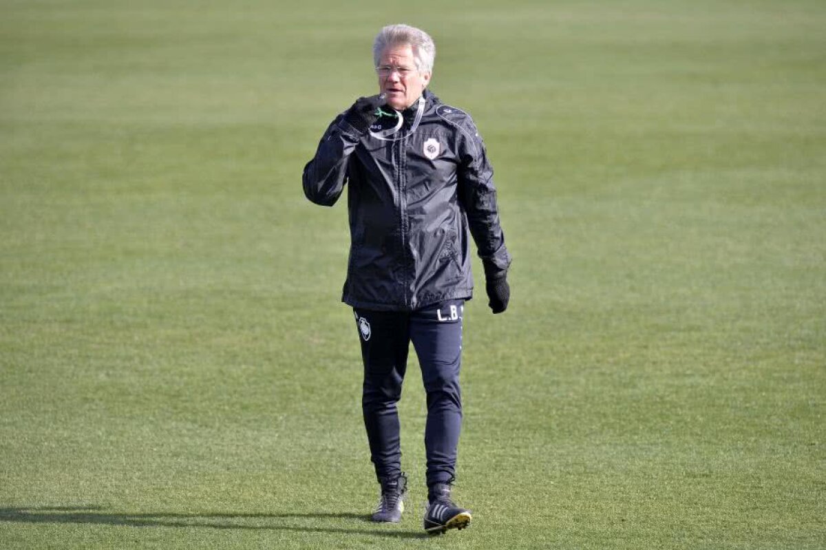 EXCLUSIV GSP // Reportaj din vestiarul lui Antwerp despre Ladislau Boloni » Cum îl văd jucătorii, care e obiectivul: „Ne spune că nu avem voie să ne odihnim”