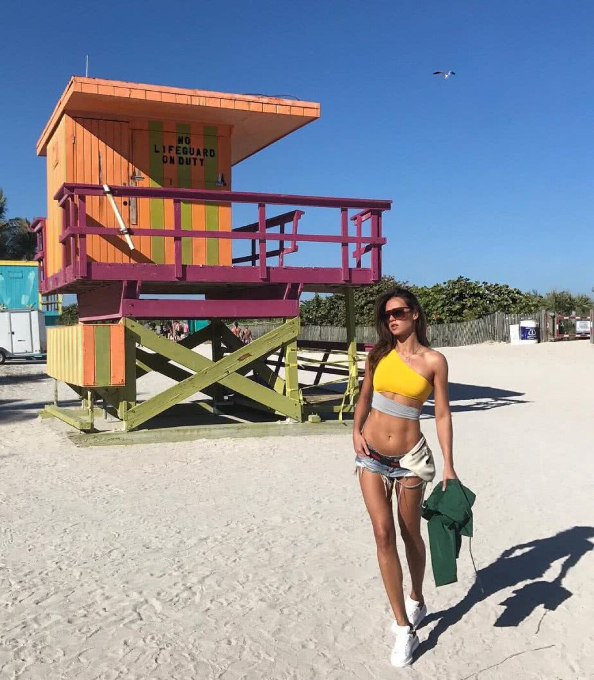 GALERIE FOTO „Așa mă trezesc în fiecare dimineață” » Jurnalista care a stârnit imaginația tuturor 