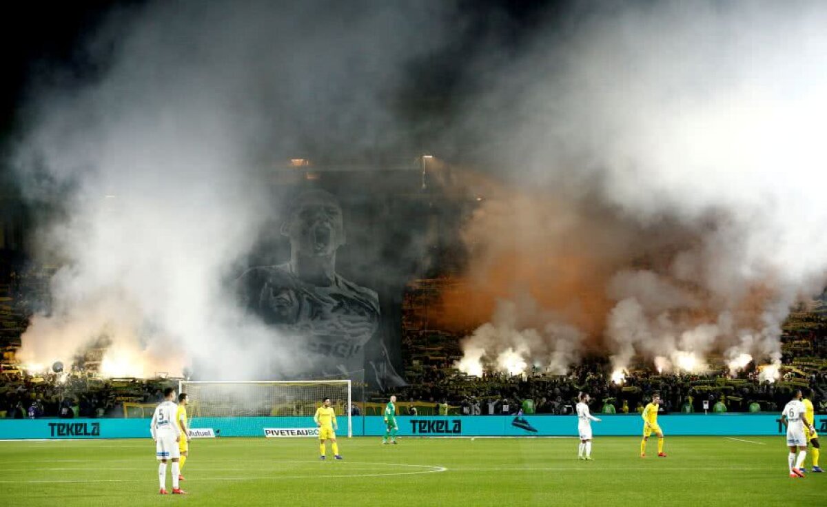 NANTES - ST. ETIENNE 1-1 // GALERIE FOTO Lacrimi pentru Sala » Imagini impresionante de la meciul lui Nantes 