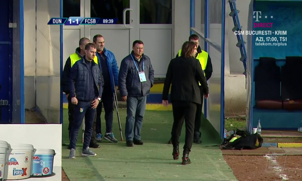 DUNĂREA CĂLĂRAȘI - FCSB 1-1 //  UPDATE VIDEO + FOTO Ambulanța pe teren, scandal între Alexa și Hațegan și lovitură de pedeapsă neacordată! Toate s-au întâmplat într-o fază