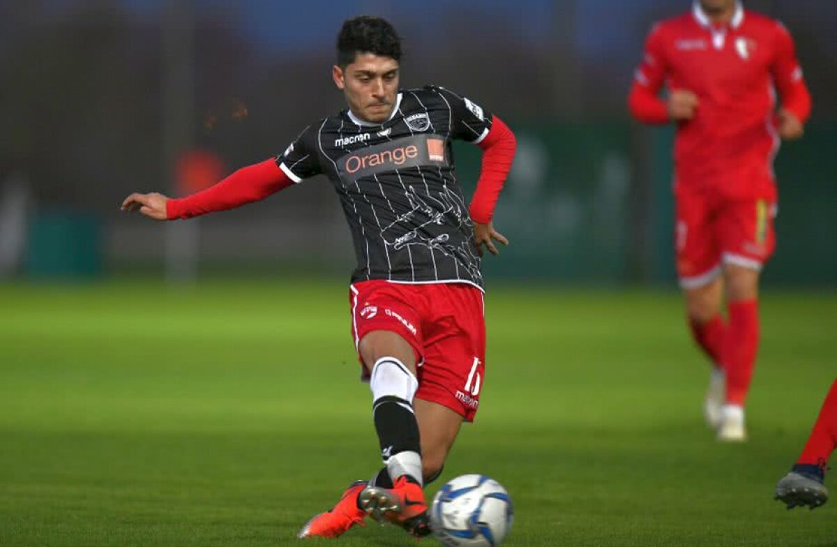 EXCLUSIV Interviu cu Geani Crețu, noua speranță a lui Dinamo: „Îmi plac Maxim și Thiago. Sunt tehnic, rapid și șutez bine” » Cum a trăit debutul la Dinamo