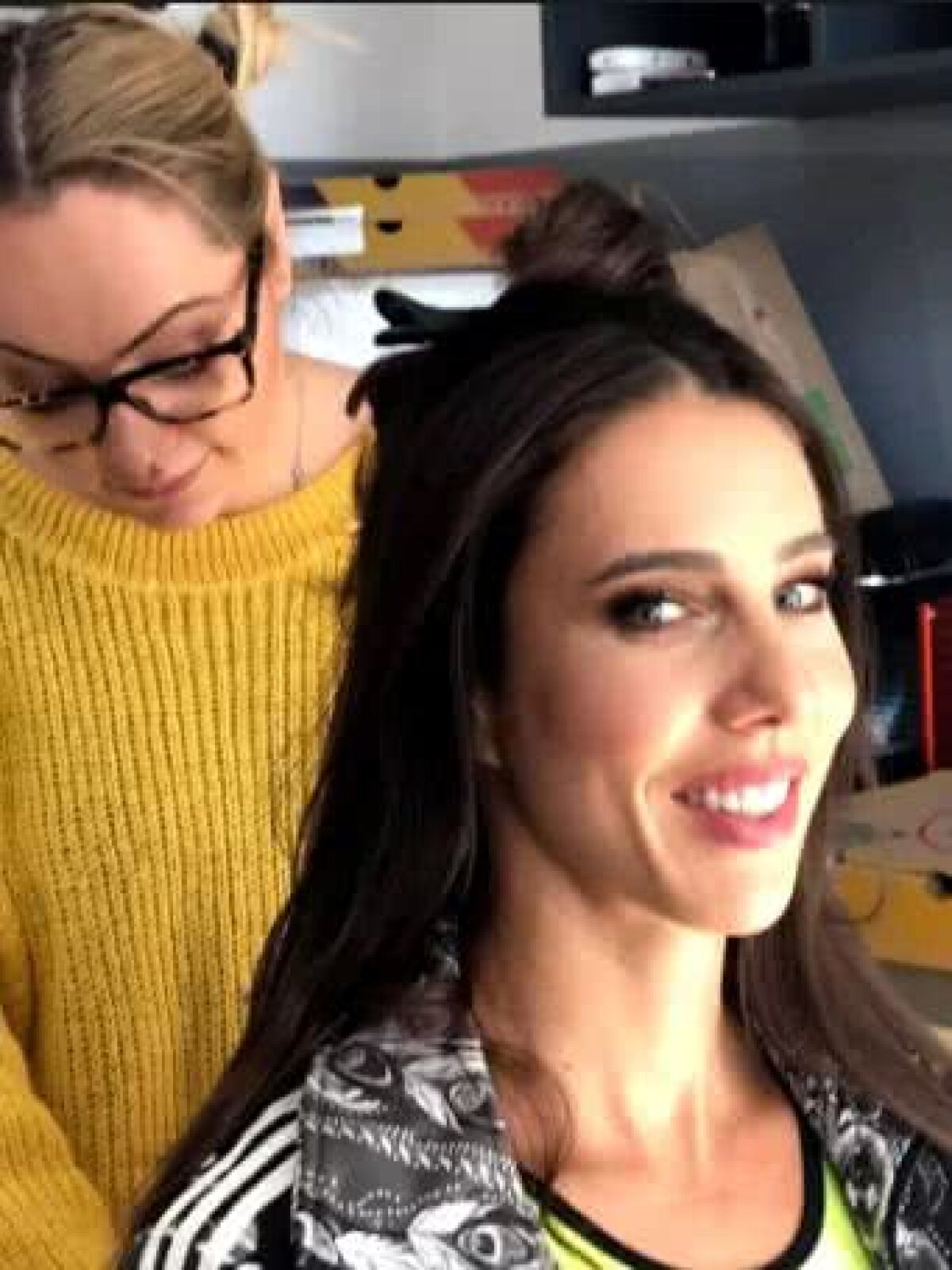 FOTO O mai recunoști? Mihaela Buzărnescu, în ipostaze sexy: a pozat provocător pentru o revistă de modă