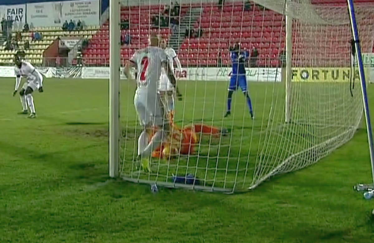 FC VOLUNTARI - SEPSI // VIDEO + FOTO Fază imposibilă! Gol acordat „pe încredere” în meciul de la Voluntari 