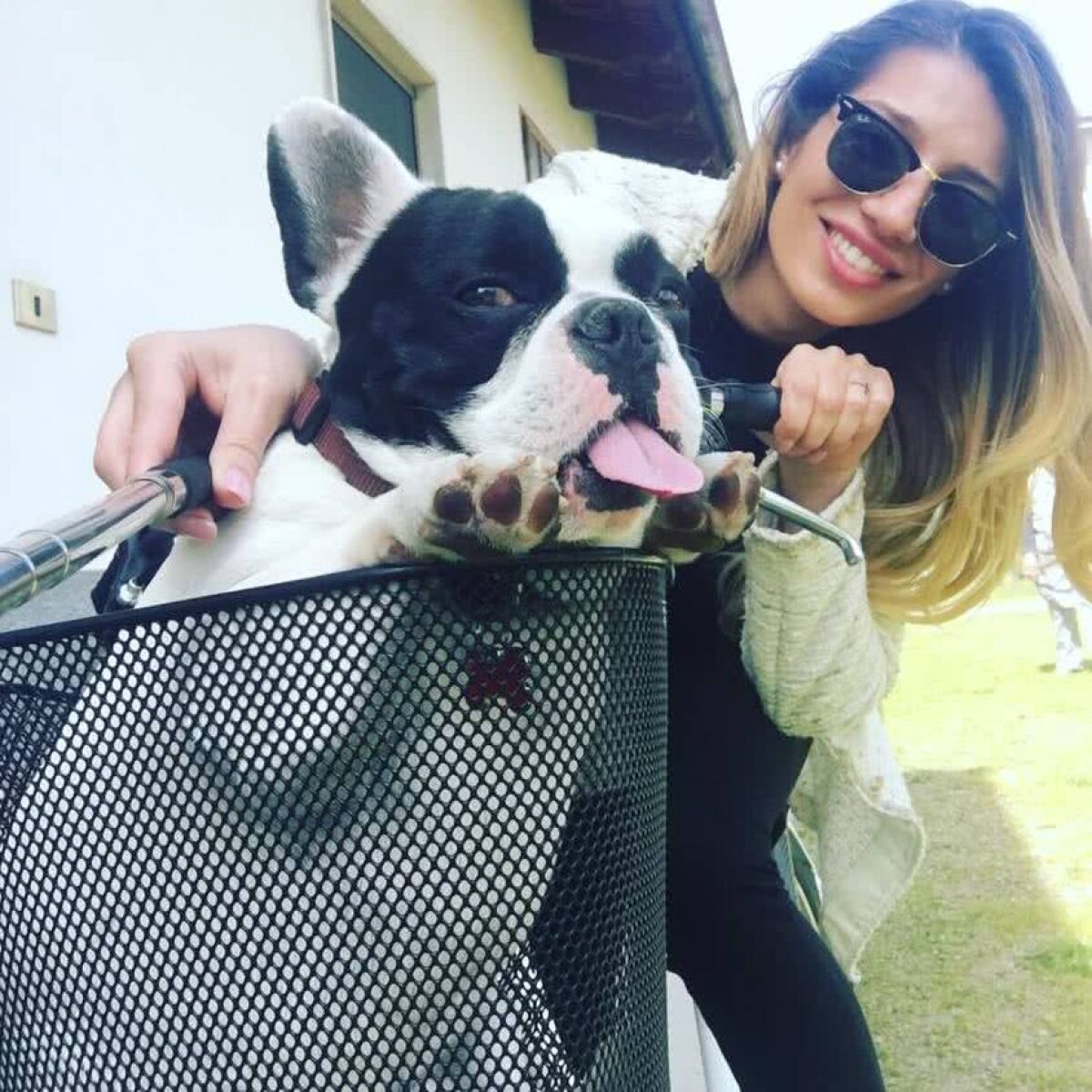 FOTO Ea e muza noii vedete a lui Dinamo » Valentina, italianca focoasă care i-a furat inima lui Montini