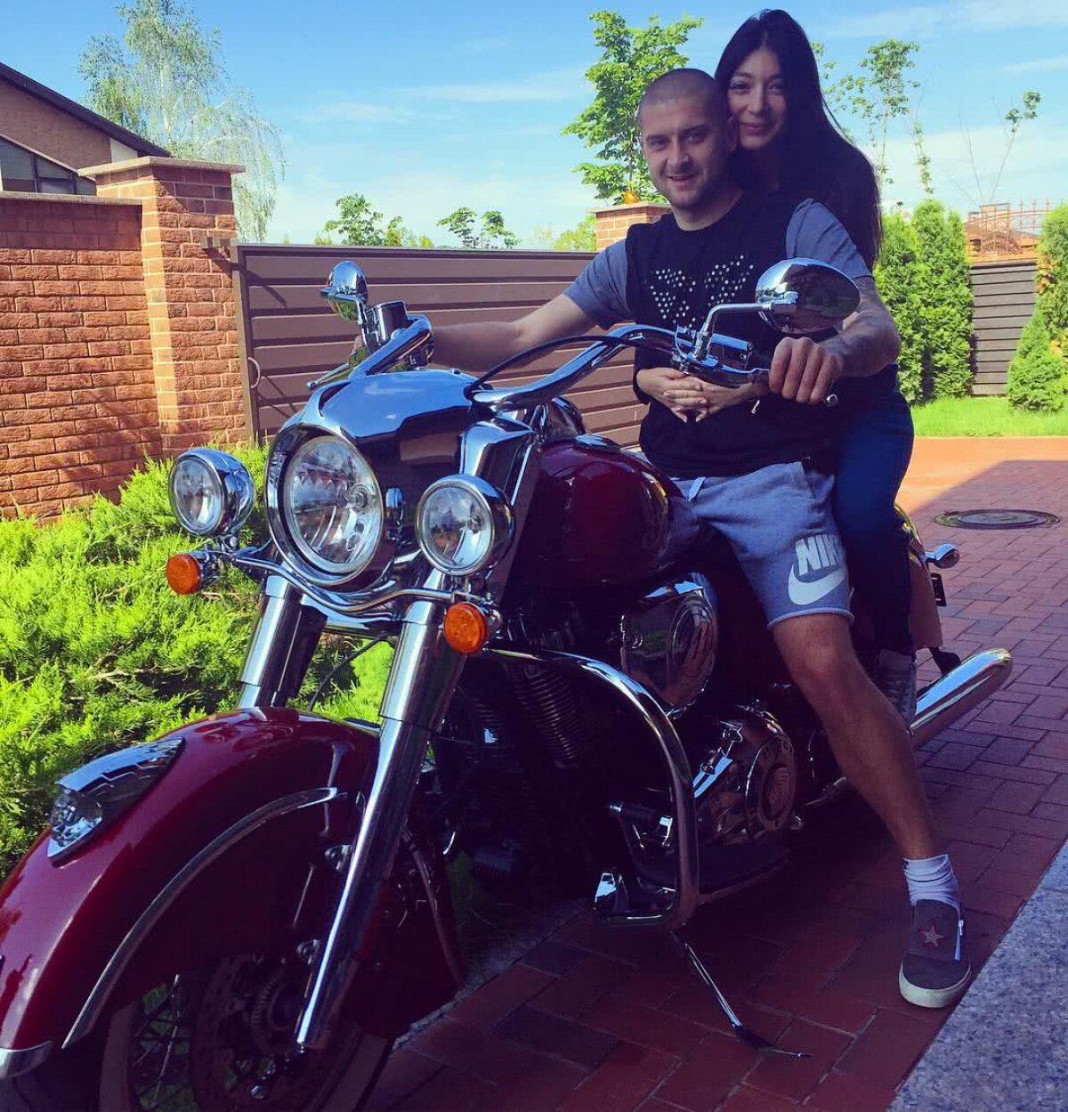 GALERIE FOTO Fotbalistul care a comis trădarea supremă: fost separatist, a lăsat Ucraina pentru banii de la Sankt Petersburg! Soția lui le-a furat mințile rușilor 