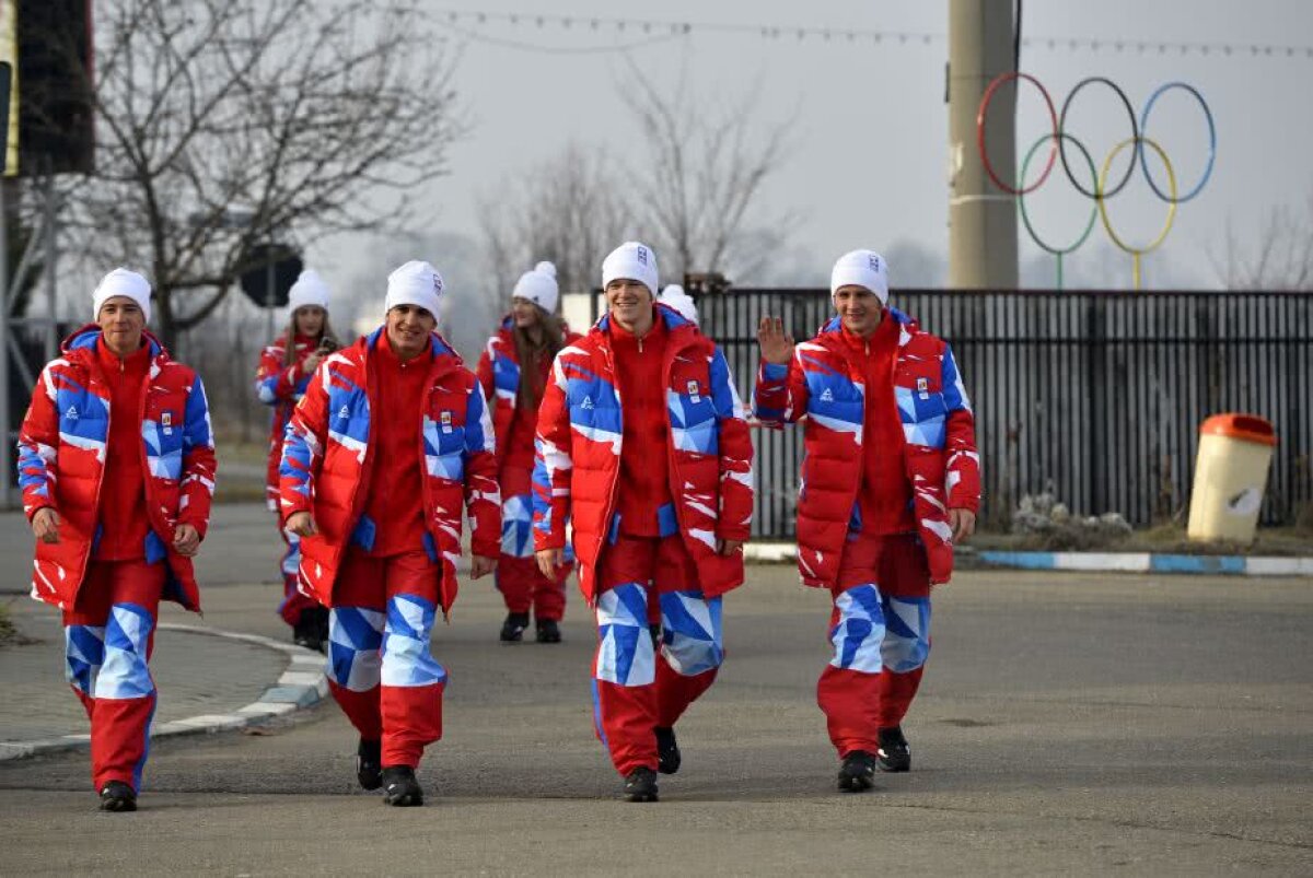 VIDEO+FOTO // FOTE 2019 » Prezentarea oficială a delegației României: un preot s-a rugat pentru o prestație bună a „tricolorilor”