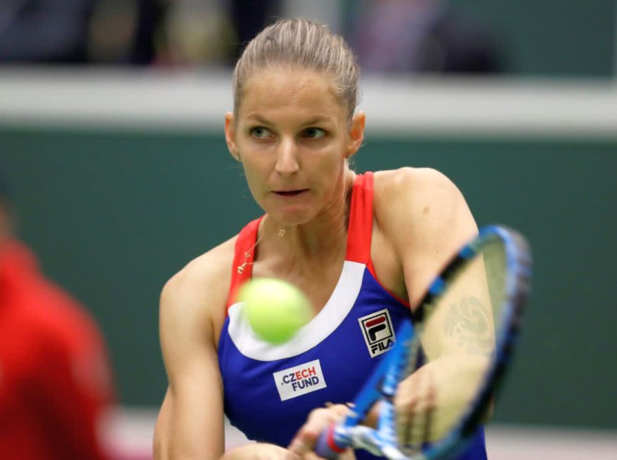 CEHIA - ROMÂNIA, FED CUP // VIDEO+FOTO » Simona Halep, victorie categorică în fața Katerinei Siniakova! România și Cehia sunt la egalitate după prima zi a confruntării din Fed Cup