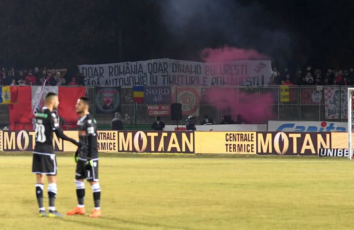 SEPSI - DINAMO // Mesajul provocator afișat de fanii lui Dinamo la Sfântu Gheorghe + scandări xenofobe repetate ale ultrașilor, jandarmii au intervenit în forță