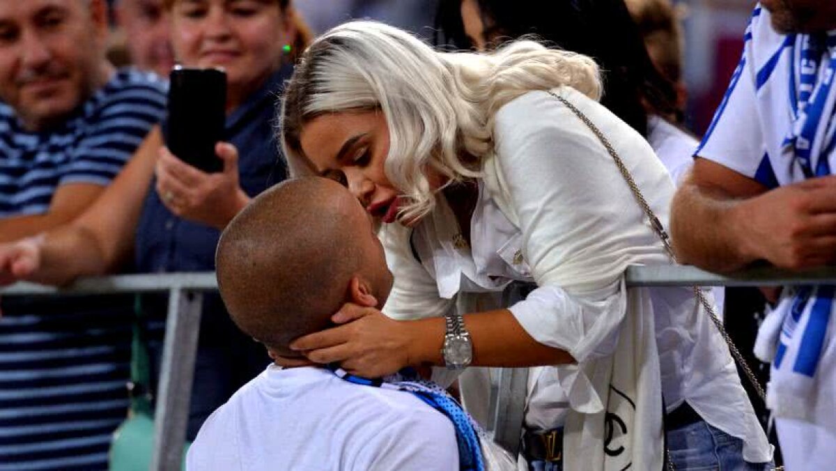 FOTO Alexandru Mitriță și-a cerut iubita în căsătorie » „Barbie” a spus DA