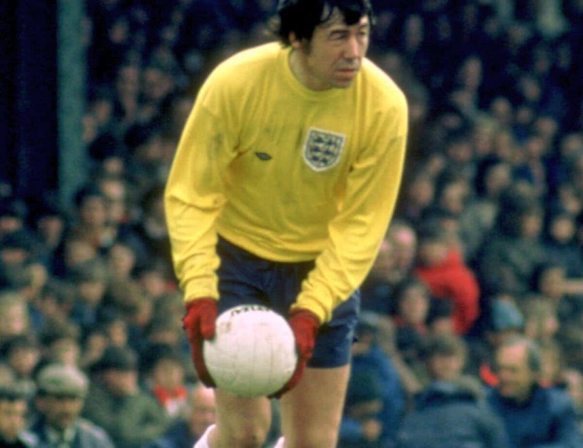 GORDON BANKS // GALERIE FOTO + VIDEO A murit Gordon Banks, eroul fazei cu Pele, considerată cea mai spectaculoasă paradă din istoria fotbalului!