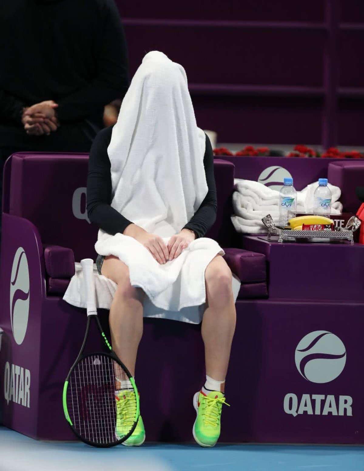 SIMONA HALEP - JULIA GOERGES // VIDEO + FOTO Halep e în semifinale la Doha! Nervi de oțel în tie-break-ul setului secund » Când o înfruntă pe Svitolina