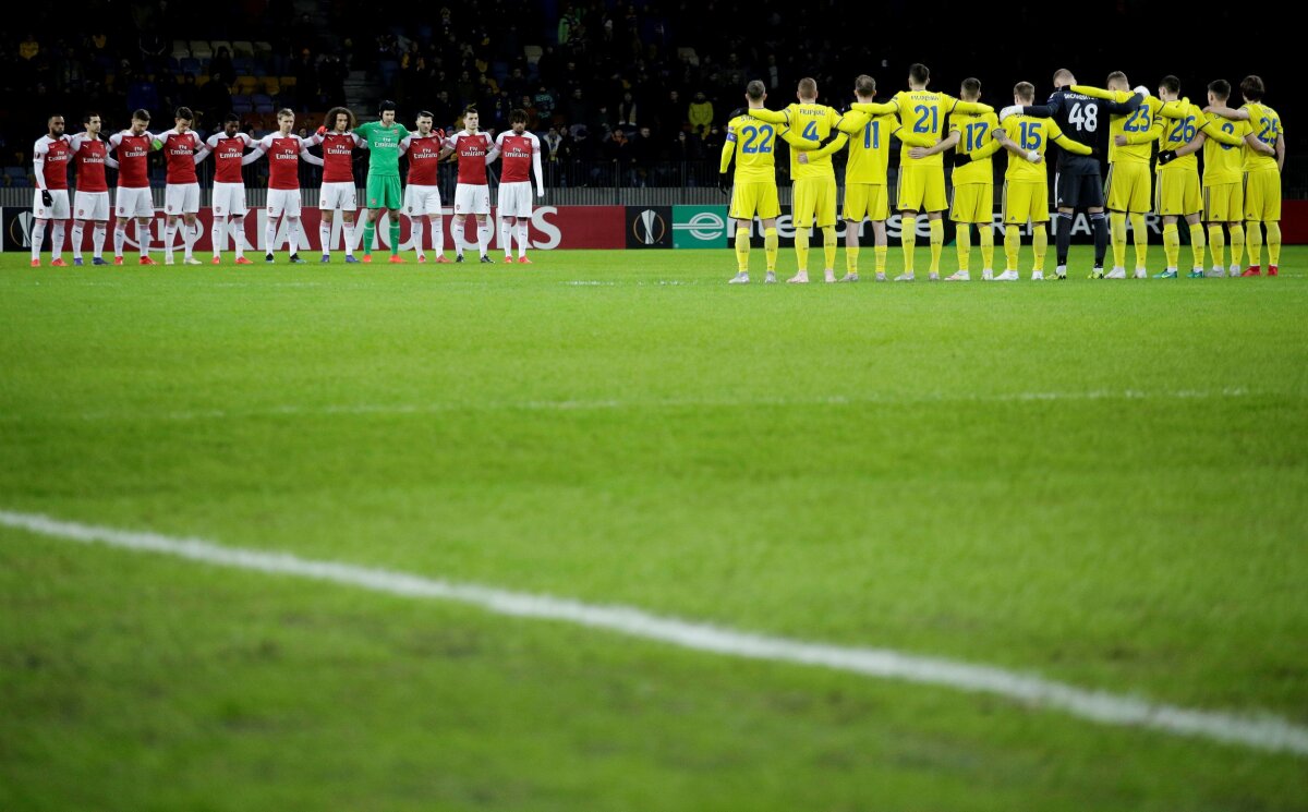 BATE BORISOV - ARSENAL // VIDEO + FOTO Gazon ca-n Ghencea 2005 în Europa League! Imagini similare cu cele de la Steaua - Valencia