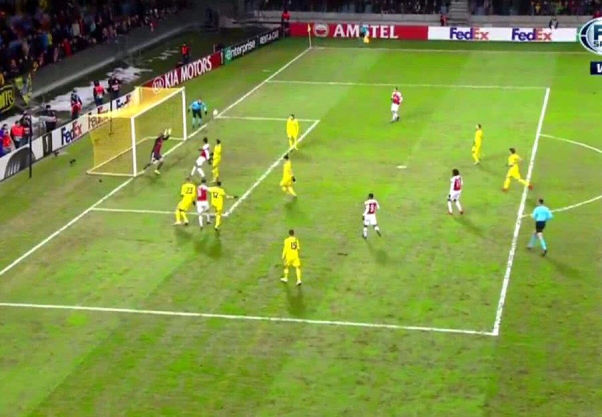 BATE BORISOV - ARSENAL // VIDEO + FOTO Gazon ca-n Ghencea 2005 în Europa League! Imagini similare cu cele de la Steaua - Valencia