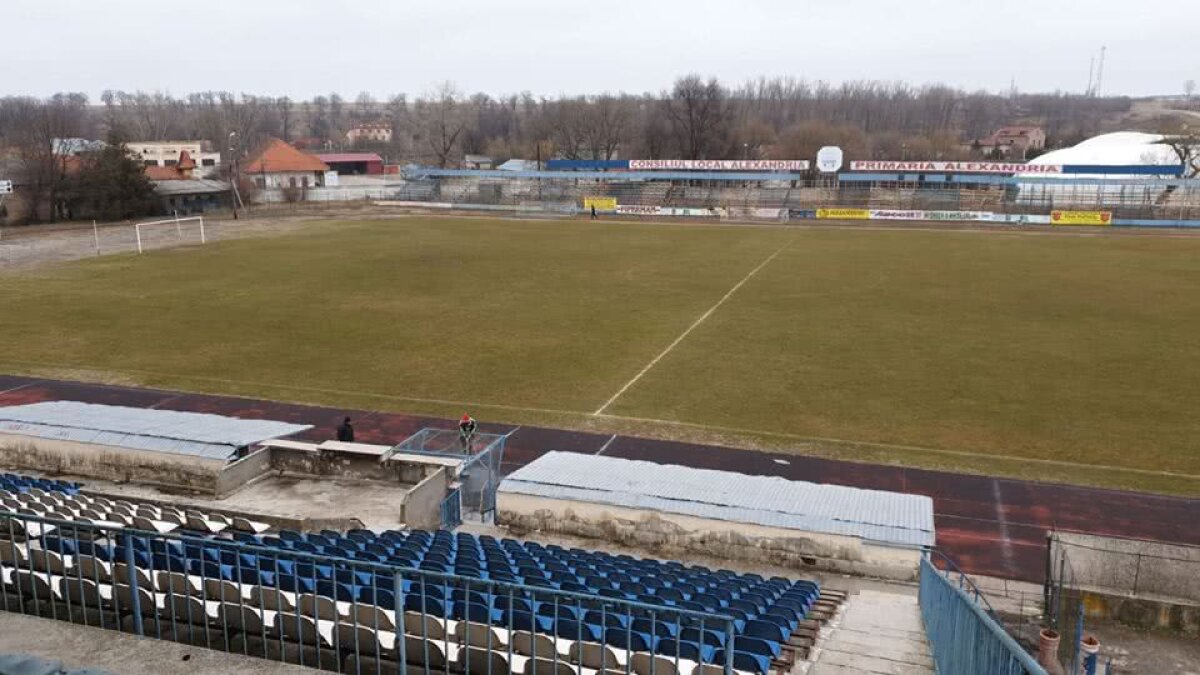 FOTO Un nou stadion modern se construiește în Alexandria » Se vor putea juca meciuri din Liga 1 și din cupele europene