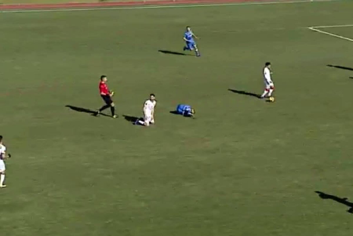 HERMANNSTADT - CSU CRAIOVA // VIDEO + FOTO Greșeală de arbitraj la Hermannstadt - Craiova » Iertat de „roșu” după o intrare VIOLENTĂ cu talpa!