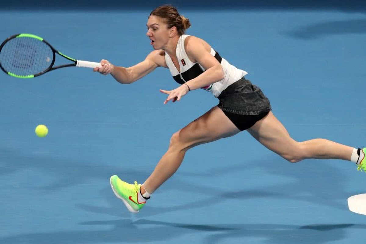 SIMONA HALEP - ELISE MERTENS //FOTO + VIDEO Halep pierde incredibil finala de la Doha cu Elise Mertens, doborâtă de probleme fizice