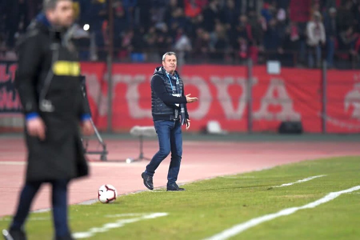 DINAMO - FC BOTOȘANI // Atmosferă senzațională în „Ștefan cel Mare”: câți spectatori au venit la meci + ultrașii au comis-o din nou