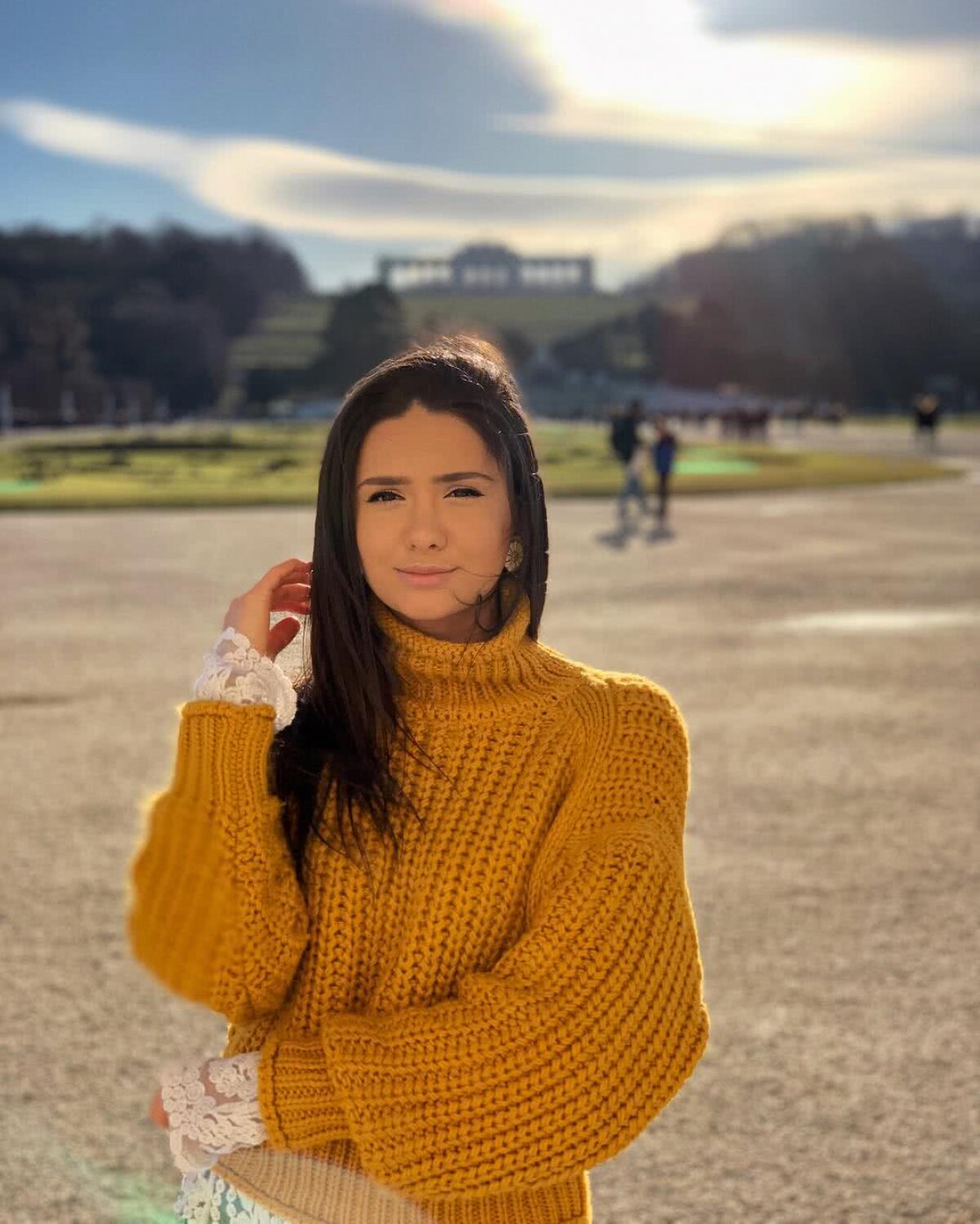 FOTO Studenta la medicină care i-a furat inima lui Răzvan Marin » Imagini spectaculoase cu și fără halat :) 