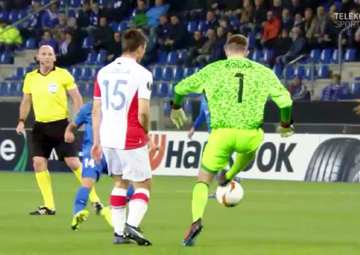 EUROPA LEAGUE // VIDEO Gafa sezonului! Portarul formației lui Alexandru Băluță a primit gol după o fază de „cascadorii râsului”