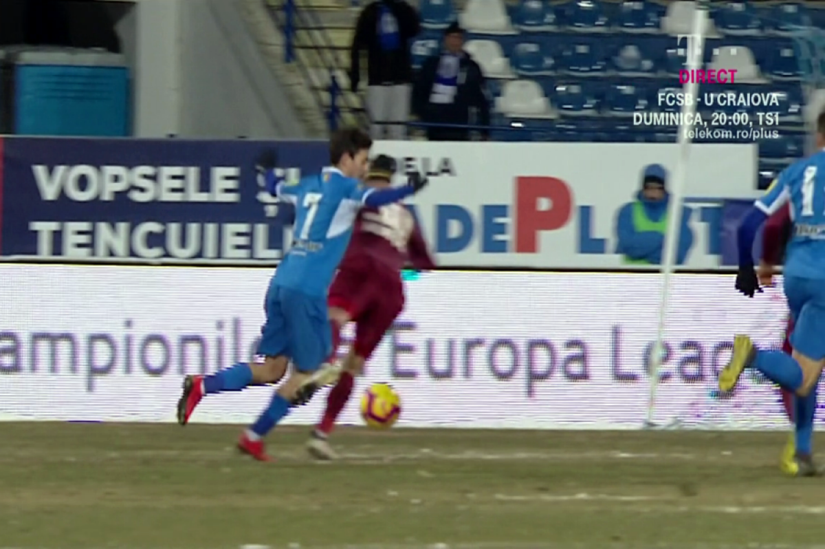 POLI IAȘI - CFR 0-1 // FOTO Eroare GRAVĂ a lui Iulian Călin în Poli Iași - CFR! Echipa lui Stoican n-a primit un penalty evident 