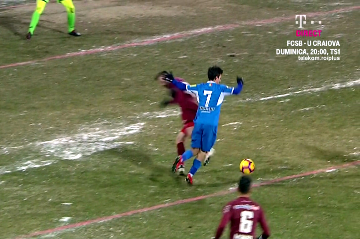 POLI IAȘI - CFR 0-1 // FOTO Eroare GRAVĂ a lui Iulian Călin în Poli Iași - CFR! Echipa lui Stoican n-a primit un penalty evident 