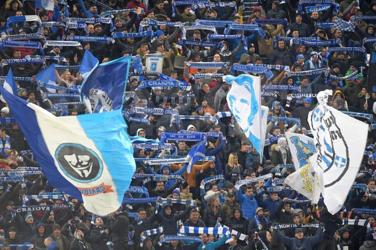 FCSB - CS U CRAIOVA // VIDEO + FOTO Atmosferă de zile mari pe Arena Națională! Oltenii, spectacol pirotehnic