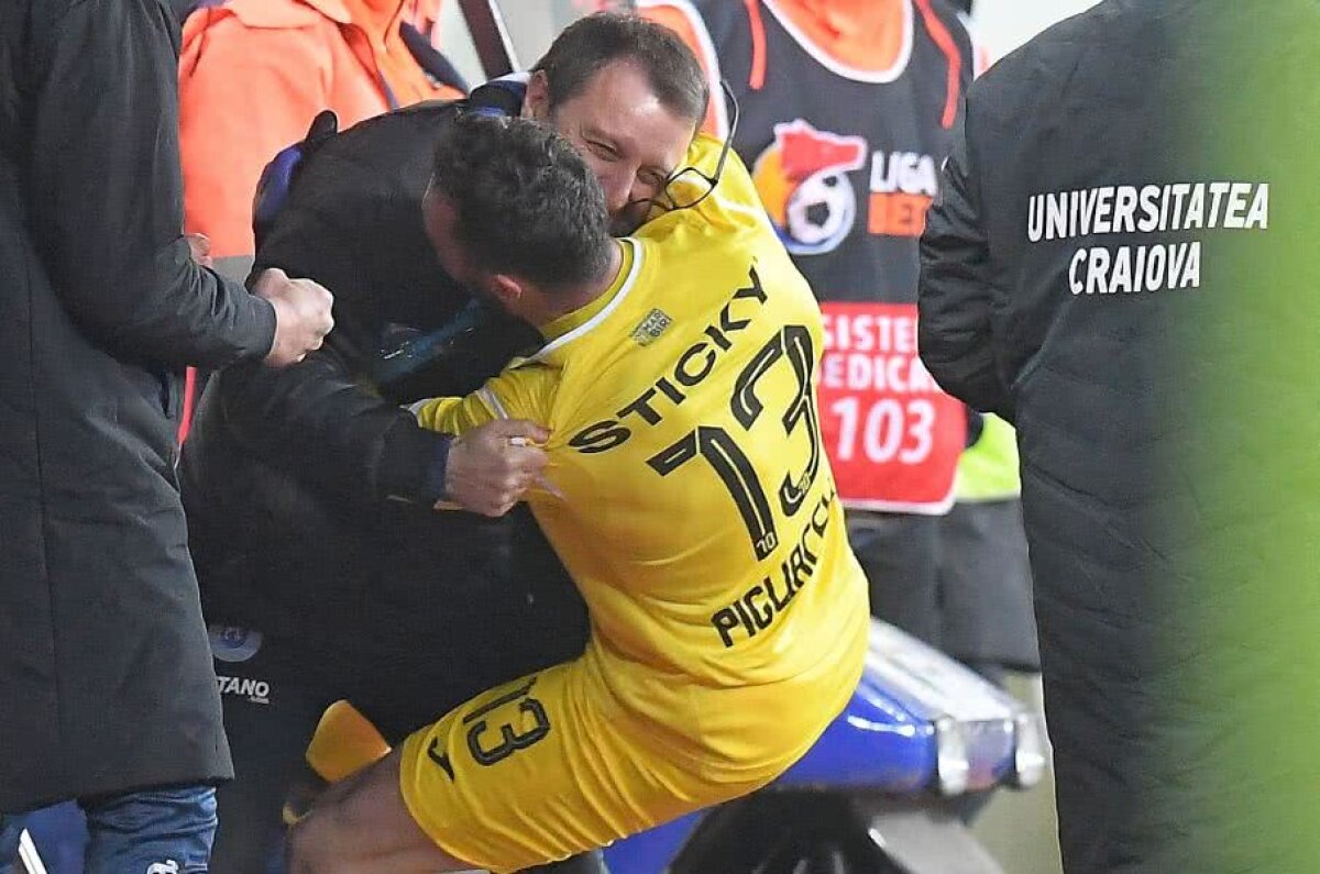 FOTO+VIDEO » FCSB - CSU Craiova 3-2 » Victorie ELECTRIZANTĂ pentru echipa lui Teja! Urmărește GSP LIVE cu reacții de la Arena Națională