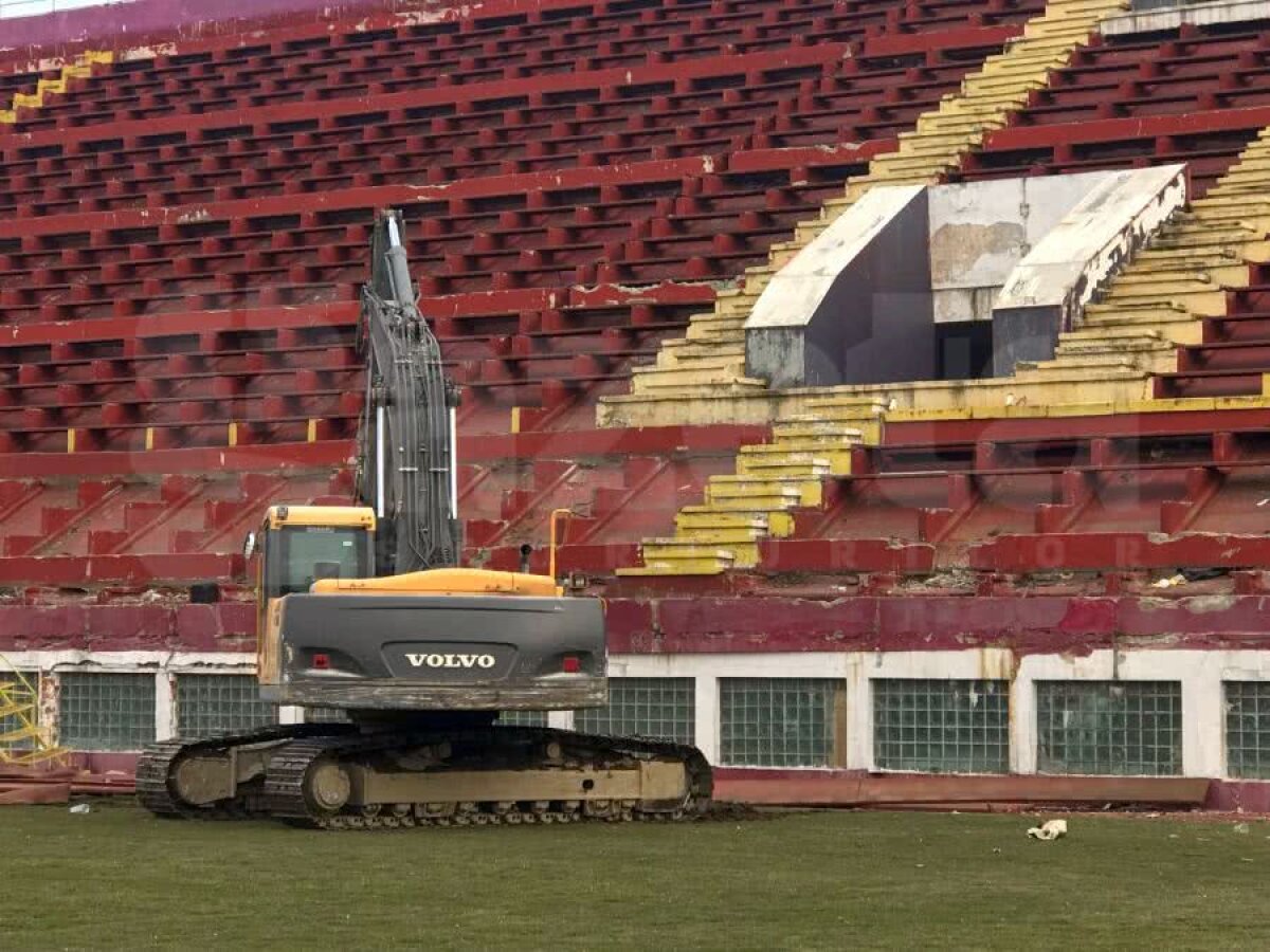 ATENȚIE, CADE GIULEȘTIUL! Buldozerele au intrat azi în arena Rapidului! Imagini în premieră 