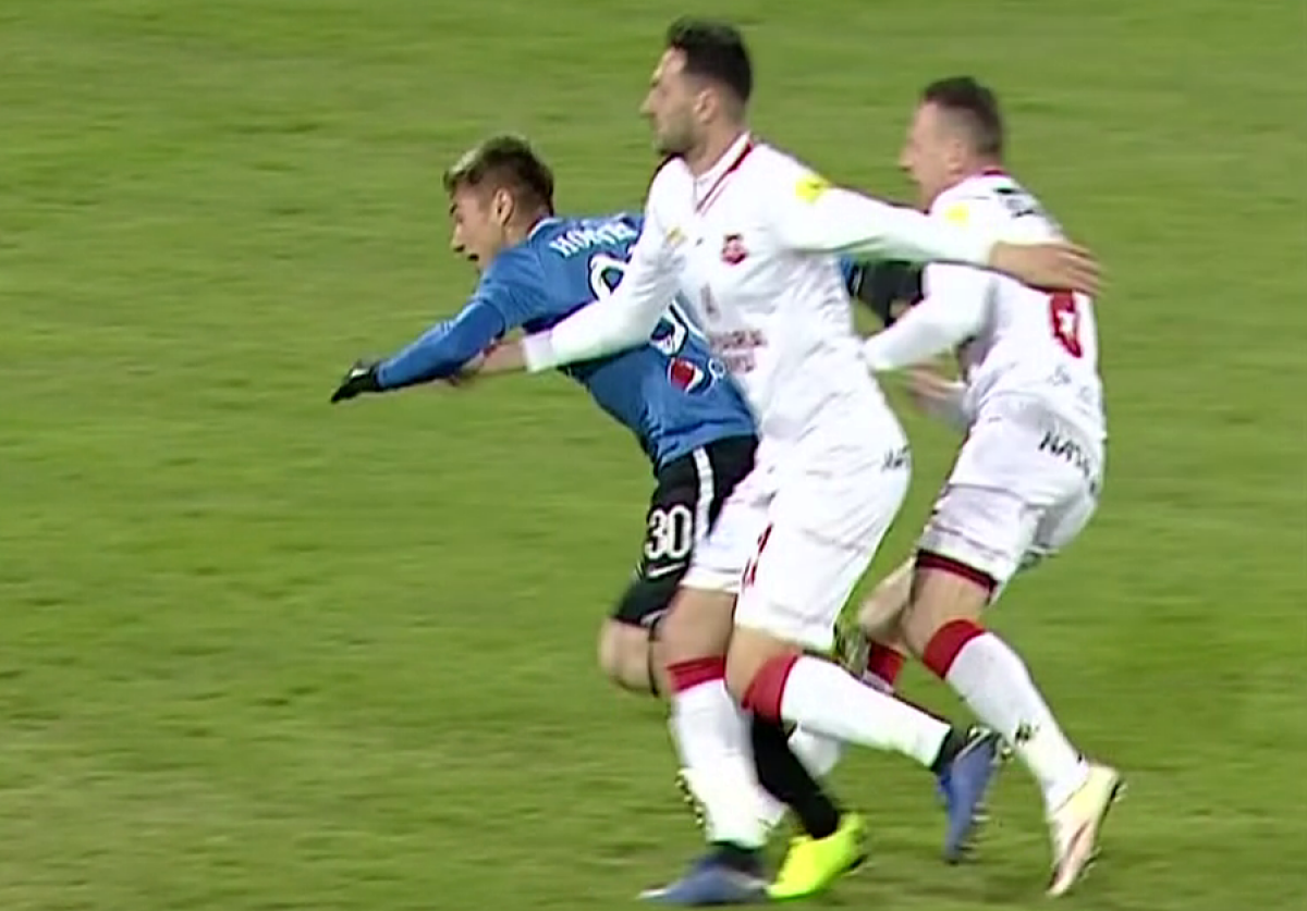 VIDEO+FOTO Penalty contestat în „sferturile” Cupei dintre Hermannstadt - Viitorul
