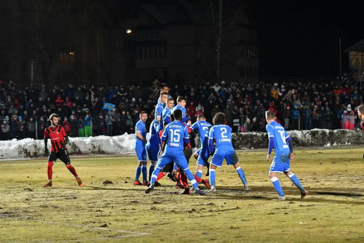 CSIKSZEREDA - CS U CRAIOVA 0-3 // FOTO+VIDEO Craiova nu e Dinamo! Oltenii merg în semifinalele Cupei după o victorie muncită în „mlaștina” de la Miercurea Ciuc » Cum arată careul de ași