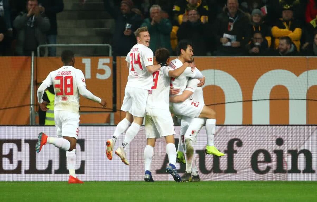 Augsburg - Dortmund 2-1 // FOTO Trupa lui Favre își vede avansul spulberat! Bayern o poate egala mâine în fruntea Bundesligii