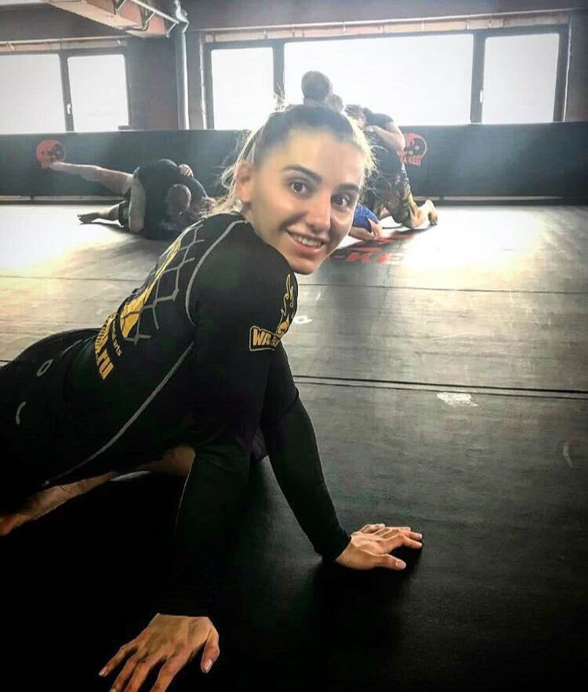 GALERIE FOTO Alexandra Albu, cea mai sexy luptătoare din UFC: „Am fost nevoită să mă apăr pe stradă. E o poveste neplăcută” 