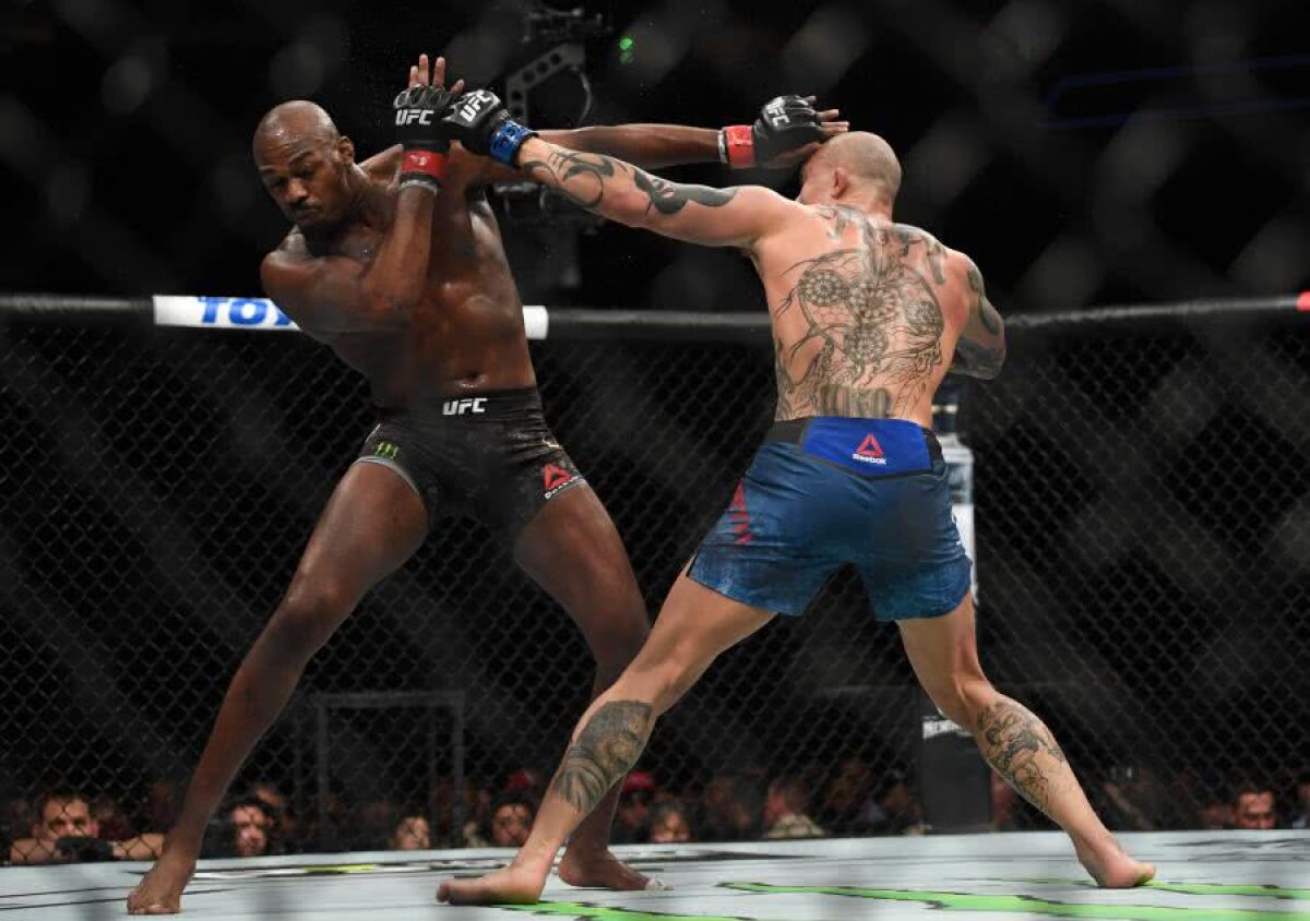 VIDEO + FOTO Jon Jones, campion suprem în UFC după lupta cu Anthony Smith: „N-am mai întâlnit așa ceva! Vorbea cu mine în timp ce îl loveam”