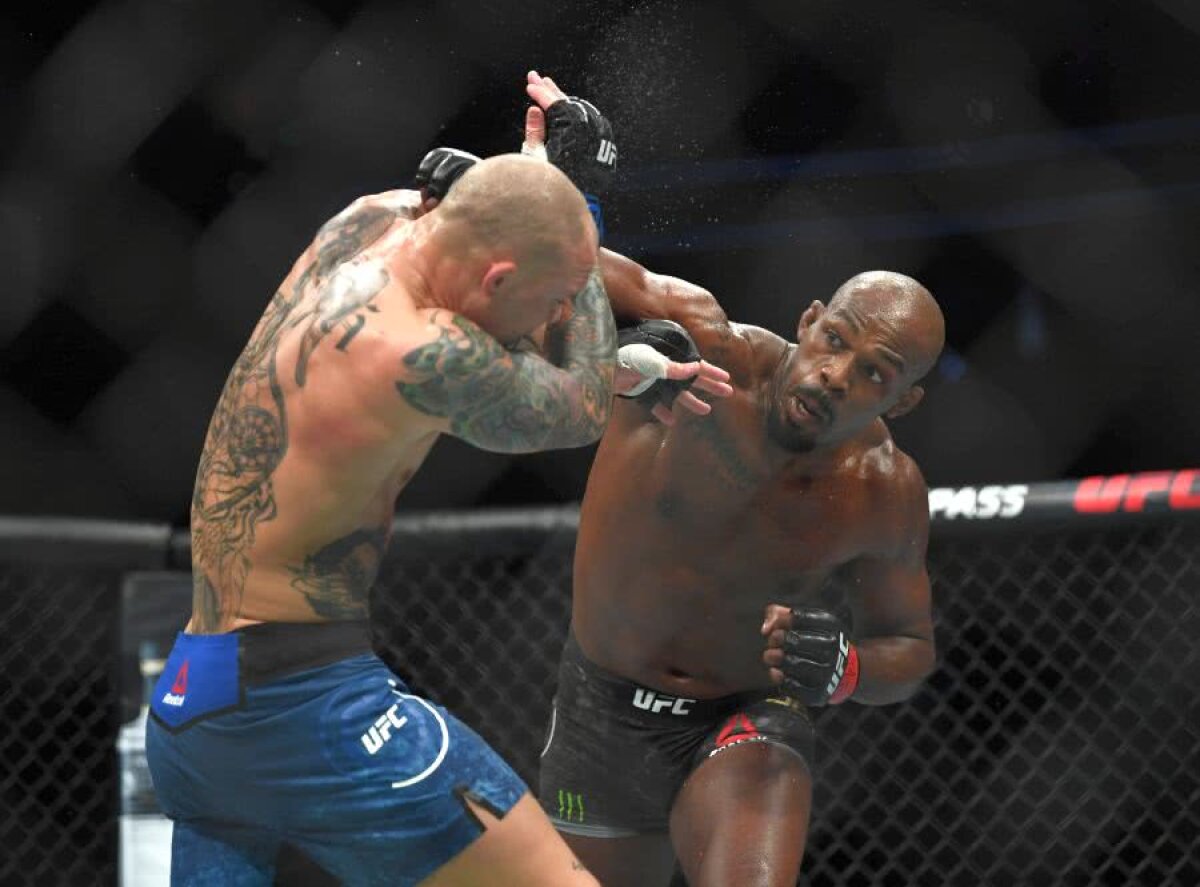 VIDEO + FOTO Jon Jones, campion suprem în UFC după lupta cu Anthony Smith: „N-am mai întâlnit așa ceva! Vorbea cu mine în timp ce îl loveam”