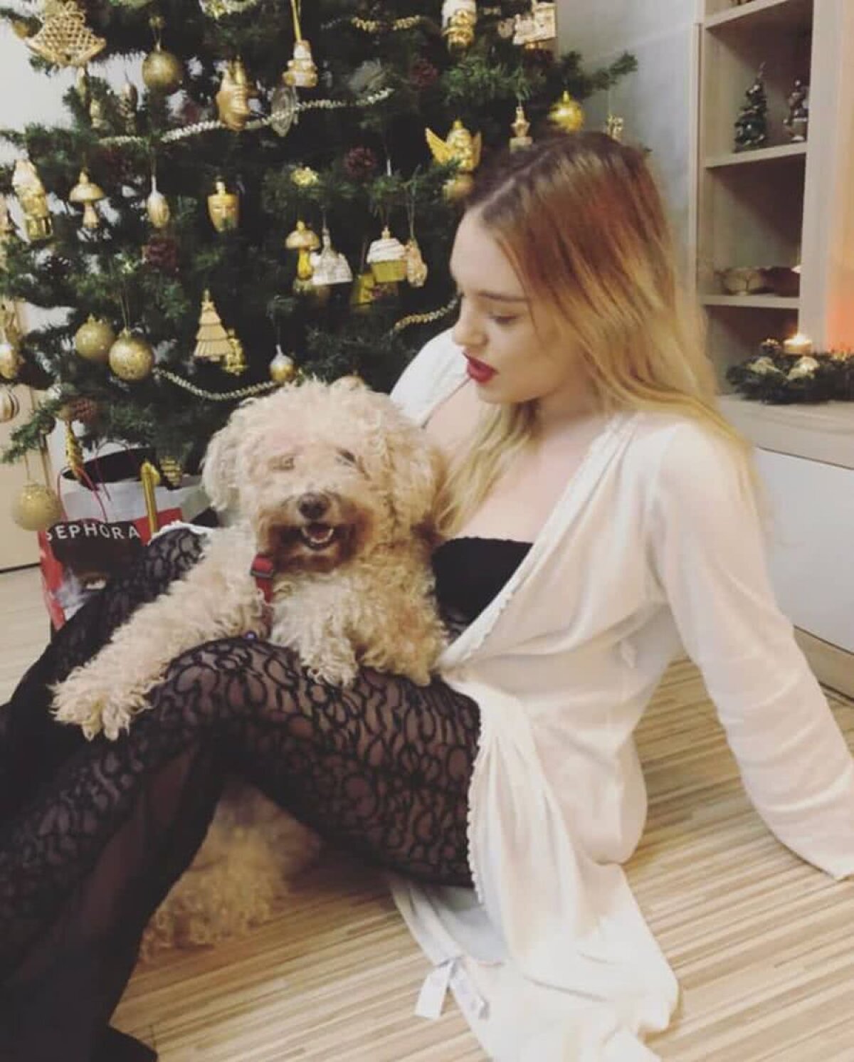 GALERIE FOTO Alexandra Șipoș, cea mai sexy fană a lui Dinamo: „Atenție! Am antrenor personal de box”