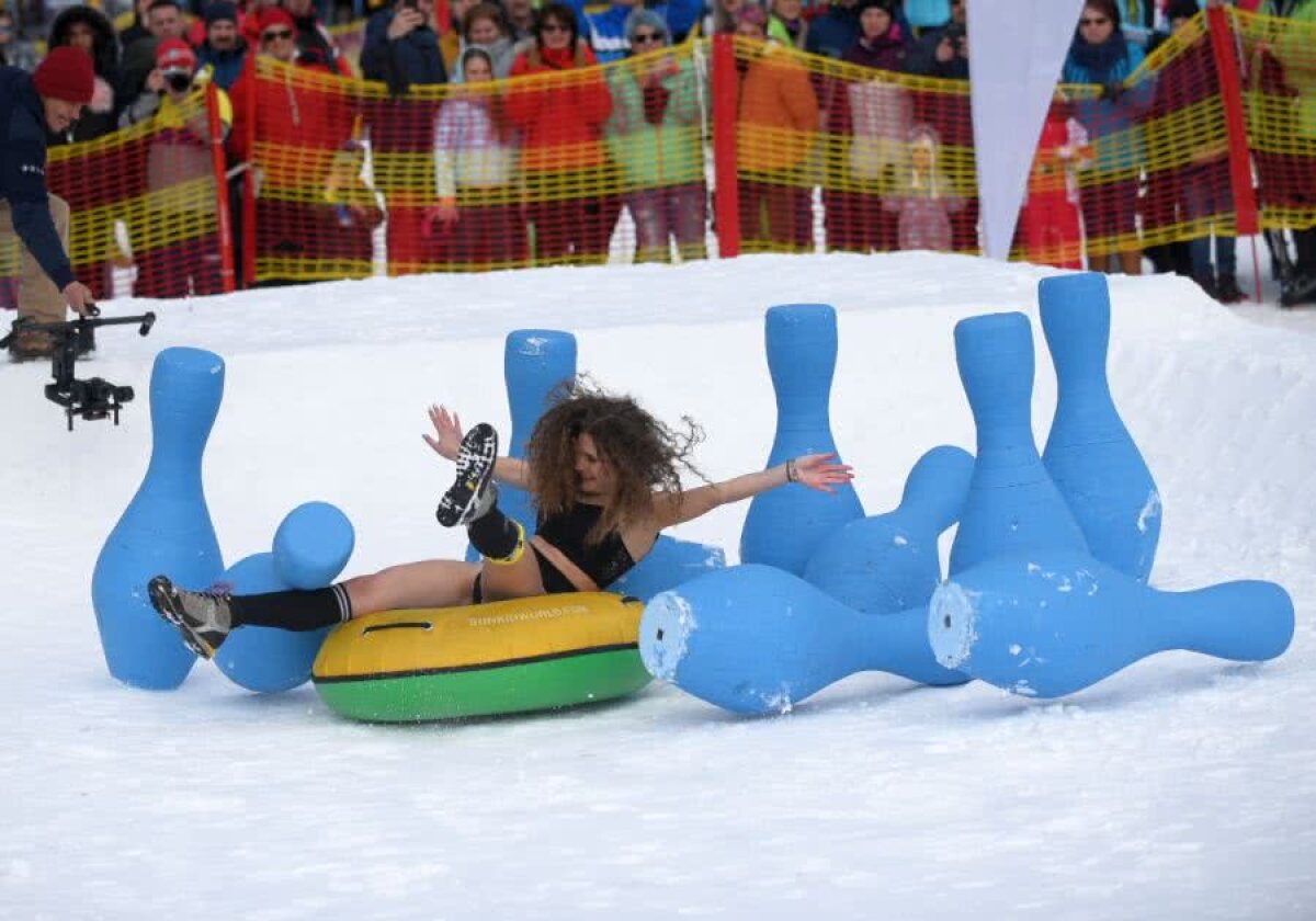 FOTO Show și fete frumoase la Bikini Race la Arena Platoș din Păltiniș » 14 tinere curajoase s-au întrecut îmbrăcate sumar pe zăpadă