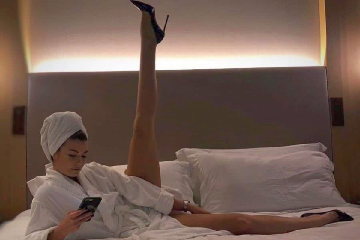 FOTO HOT // Raluca Hogyes, iubita lui Lukasz Szukala, a imitat-o pe Victoria Beckham! Imaginea face furori pe rețelele de socializare