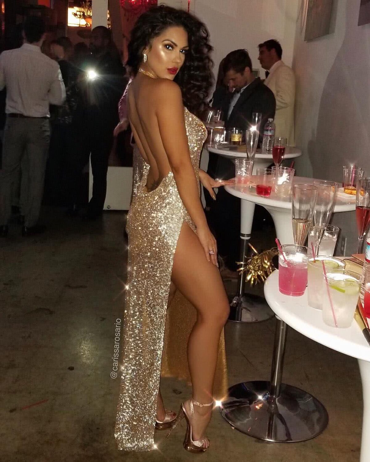 FOTO E în topul WAG în NFL » Carissa e una dintre cele mai atrăgătoare iubite din sportul american