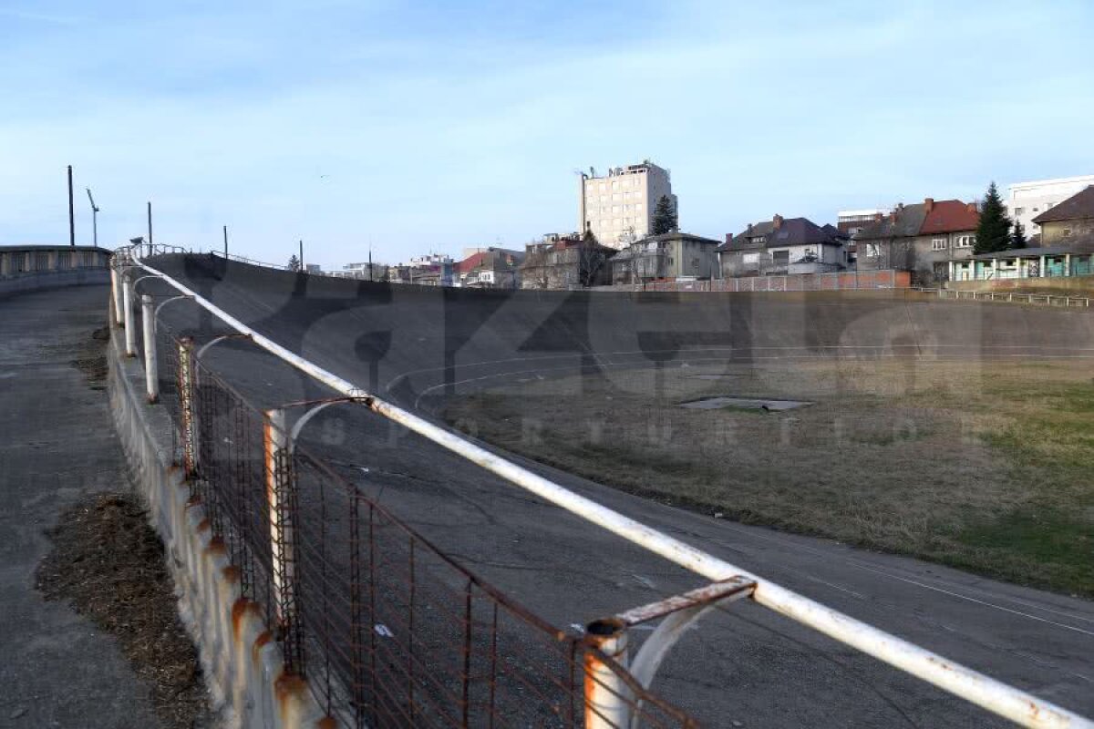 STADION DINAMO // VIDEO + FOTO EXCLUSIV Reportaj GSP în ruinele velodromului din „Ștefan cel Mare”: «monument» pentru unii,  «relicvă» pentru restul