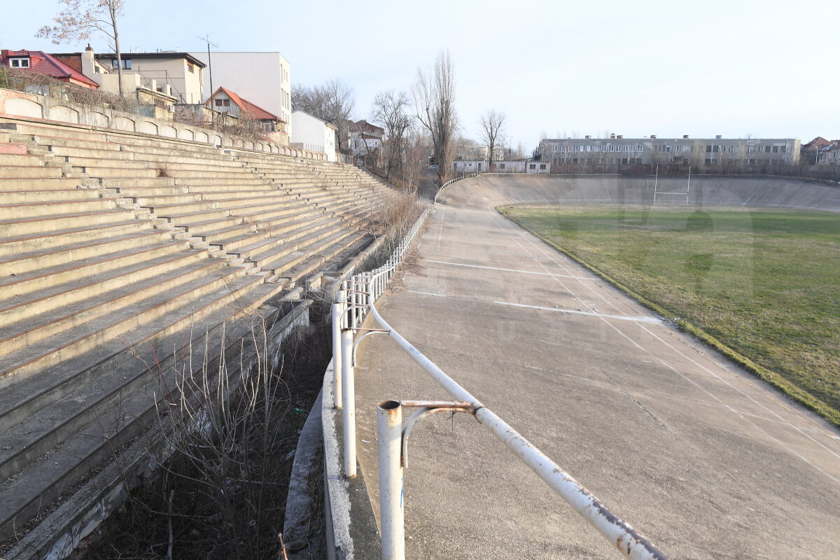 STADION DINAMO // VIDEO + FOTO EXCLUSIV Reportaj GSP în ruinele velodromului din „Ștefan cel Mare”: «monument» pentru unii,  «relicvă» pentru restul